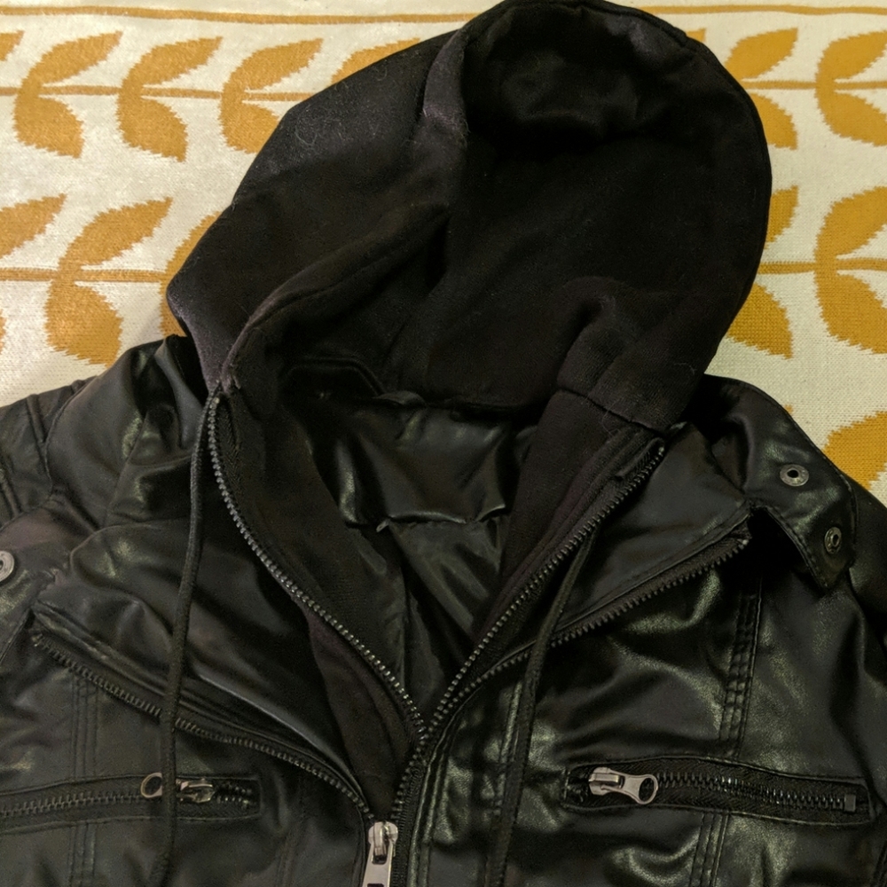 Faux leather jacket - ADJUSTABLE SIZE! - NWOT - Picture 3 of 8